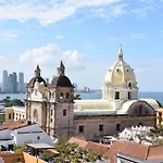 Apartamento Familiar En El Laguito Cartagena