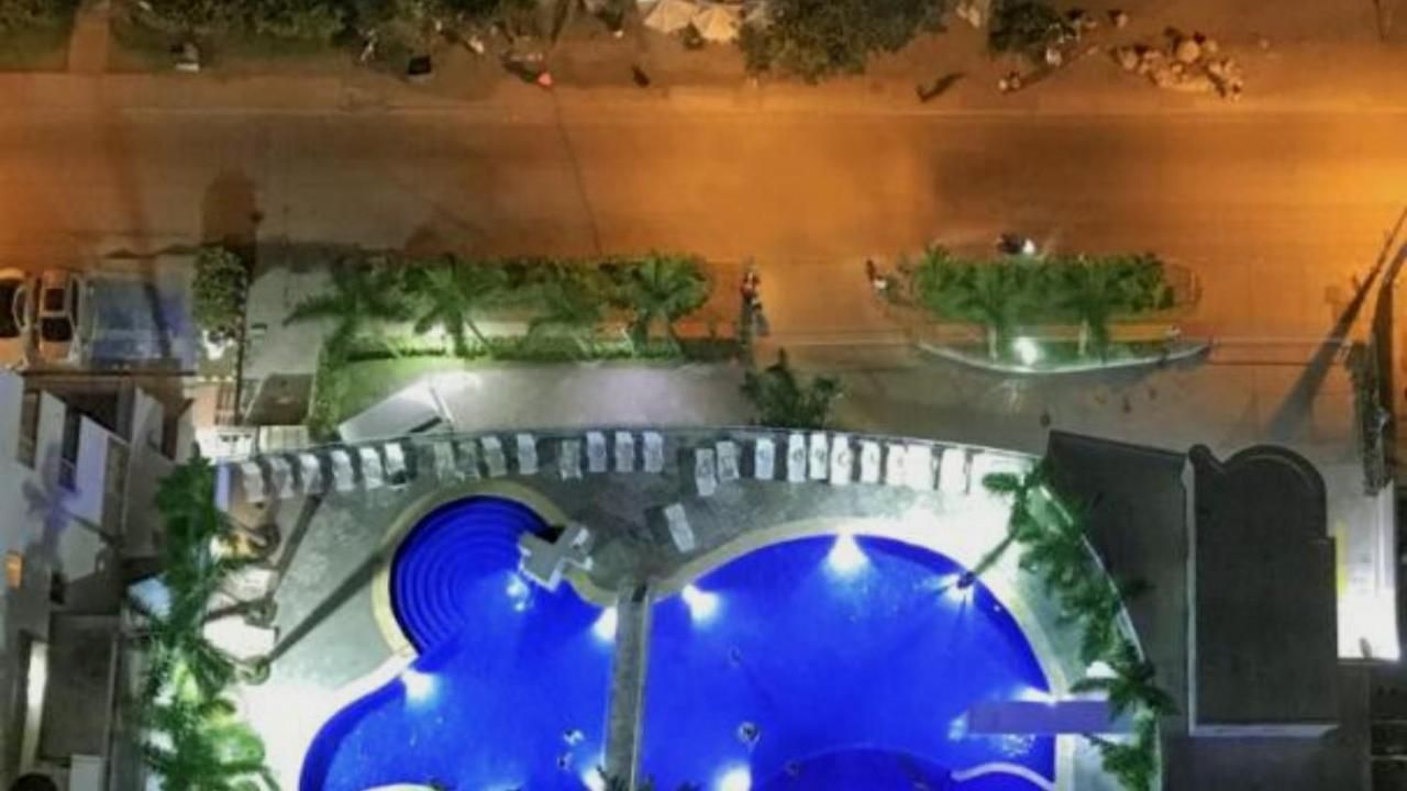 Familiar En El Laguito