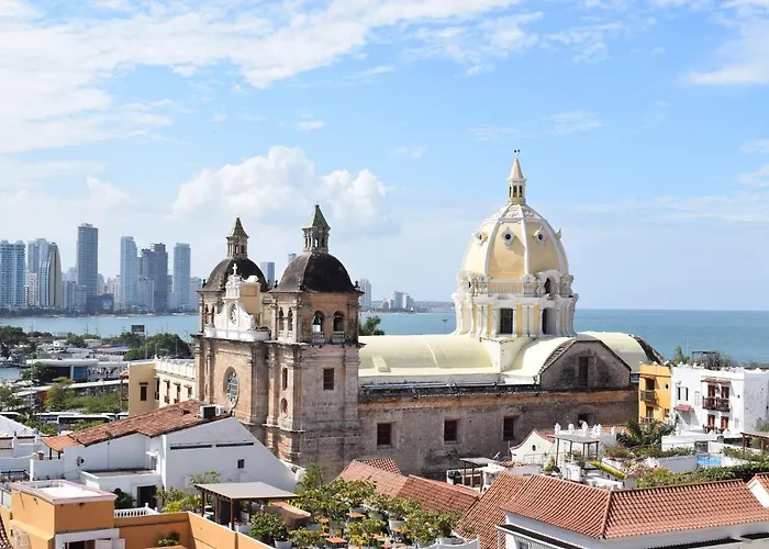 Apartamento con Piscina Vacacional en Bocagrande en Cartagena