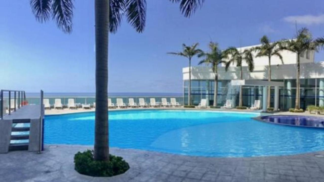 Con Piscina Vacacional En Bocagrande En Apartamento *