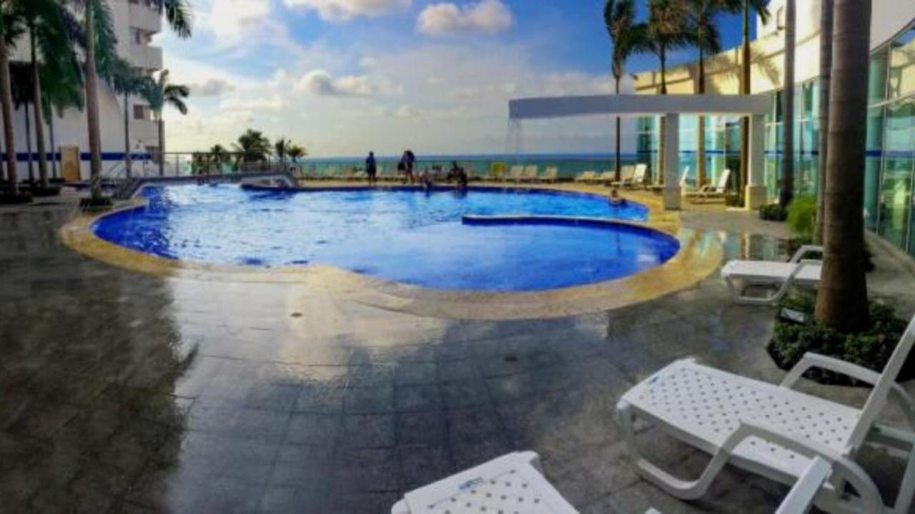 Apartamento Con Piscina Vacacional En Bocagrande En *